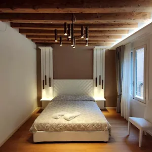 Appartement Deluxe 3 Bedroom Flat In Rialto, Venise